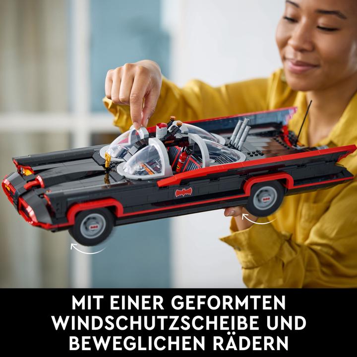Actual product image LEGO Batmobile (76328, LEGO DC, LEGO Rare Sets)
