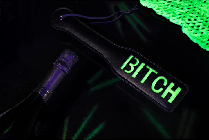 Produktbild Ouch! Bitch" Paddle - Glow in the Dark