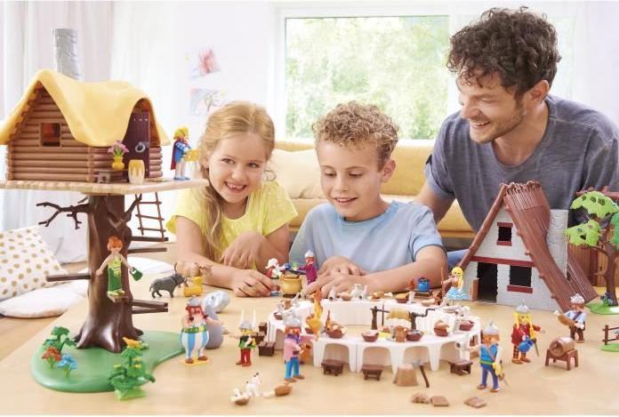 Actual product image Playmobil Asterix: Troubadix with tree house (71016, Playmobil Asterix)