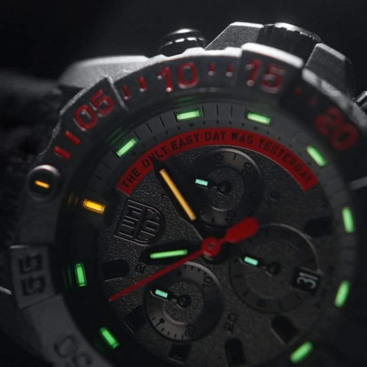 Produktbild Luminox Navy Seal Chronograph 3580 Series (Analoguhr, Chronograph, Taucheruhr, Swiss Made, 45 mm)