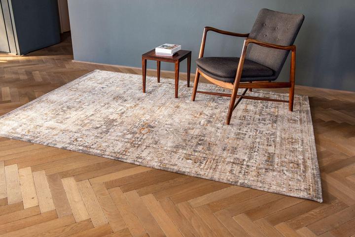 Actual product image Louis de Poortere Antiquarian Ushak (200 x 280 cm)