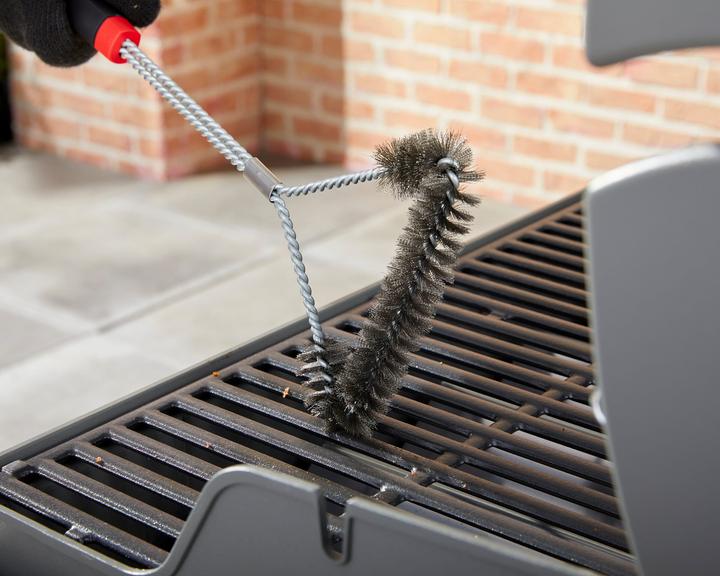 Actual product image Weber Three sided grill brush (46 cm)
