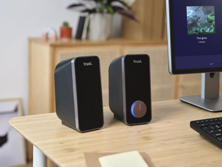 Actual product image Trust Arys