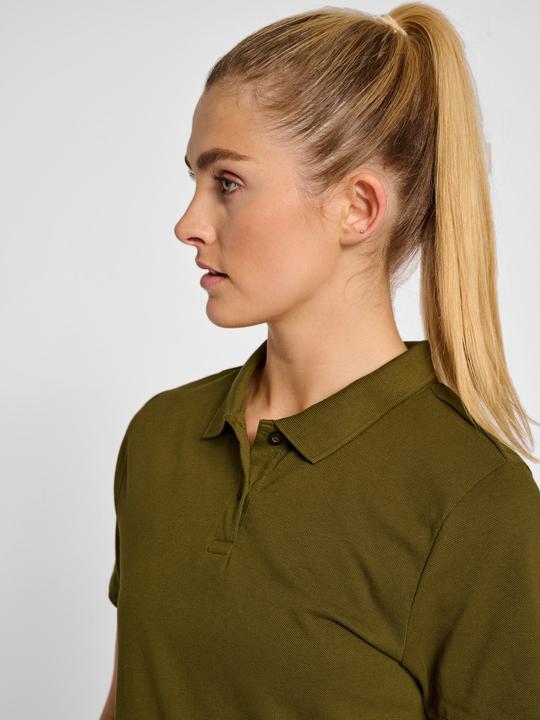 Actual product image hummel Red Classic Polo Woman (L)