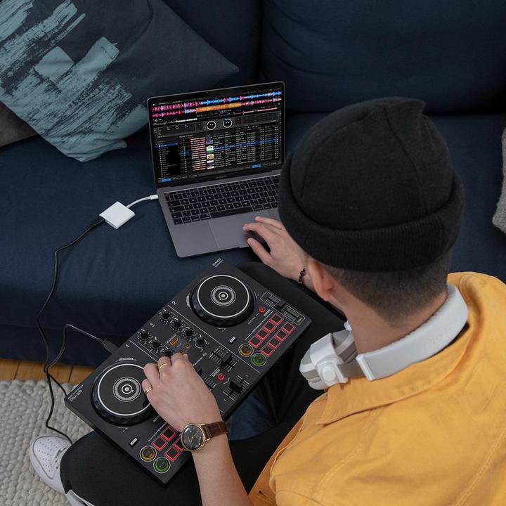 Actual product image Pioneer DJ DDJ-200