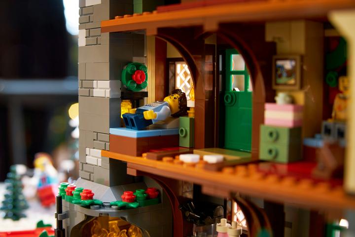 Image du produit LEGO Icônes chalet d'alpage (10325, LEGO Icons, LEGO difficiles à trouver)
