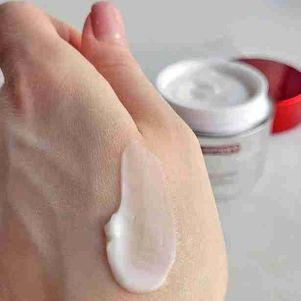 Produktbild Medi-Peel MediPeeI Peptide 9 Volume and Tension Tox Cream (24h Creme)