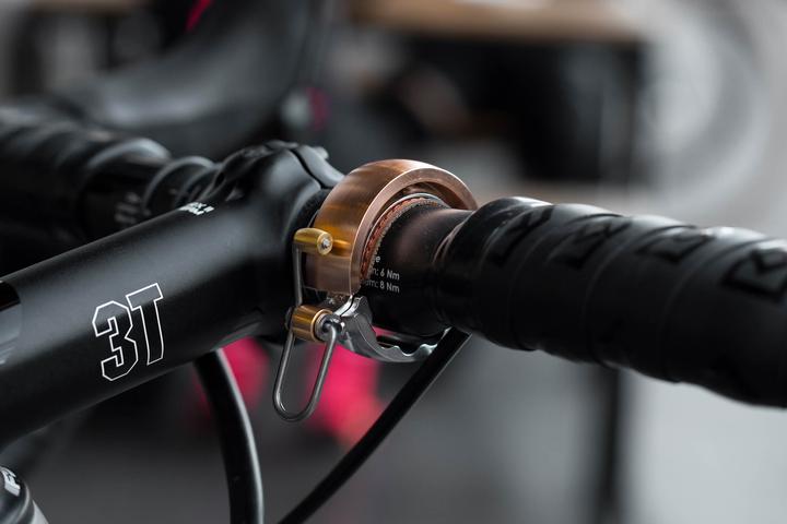 Actual product image knog. Oi Luxe