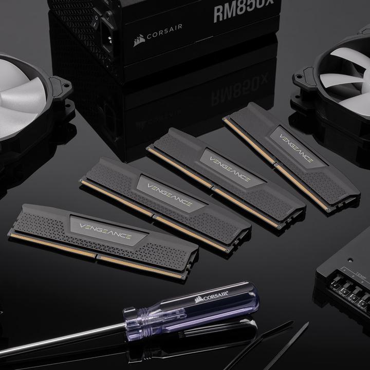 Produktbild Corsair DDR5 64GB PC 6600 CL32 KIT (2x32GB) VENGEANCE Black retail (2 x 32GB, 6600 MHz, DDR5-RAM, DIMM)