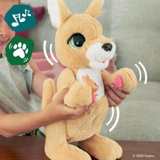 Actual product image FurReal Mama Josie the Kangaroo (40.01 cm)