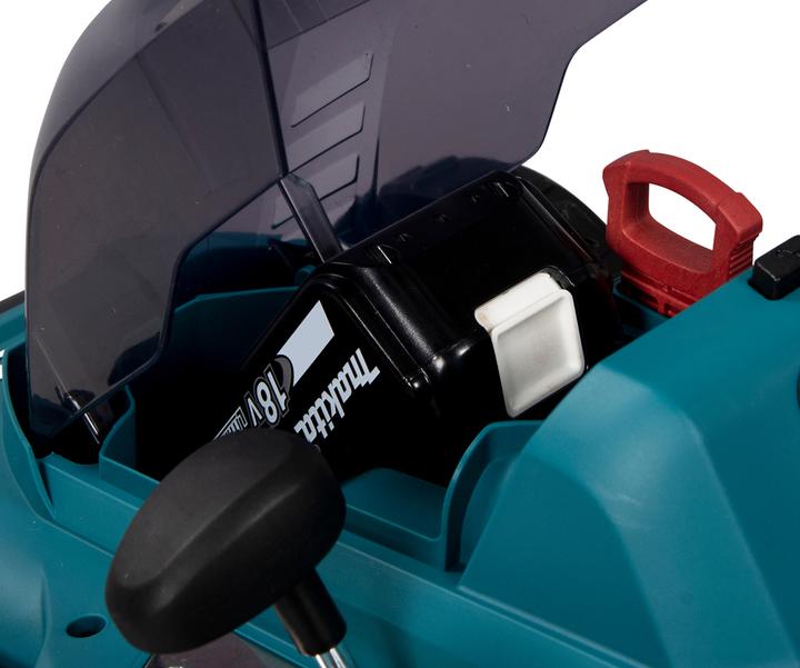 Actual product image Makita DLM330RM (Rechargeable battery operated)