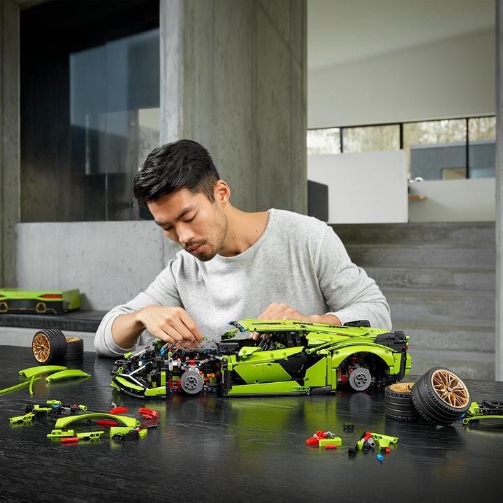 Image du produit LEGO Lamborghini Sián FKP 37 (42115, LEGO Technic, LEGO difficiles à trouver)