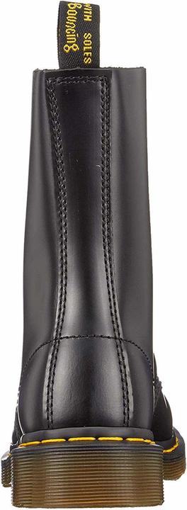 Actual product image Dr. Martens Boots (40)