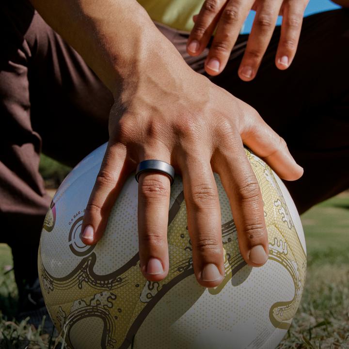 Produktbild Oura Ring 4 (7, Stealth)