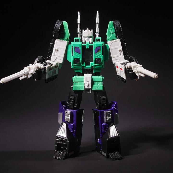 Image du produit Hasbro Transformers Generations Titans Return Six Shot Leader Action Figure