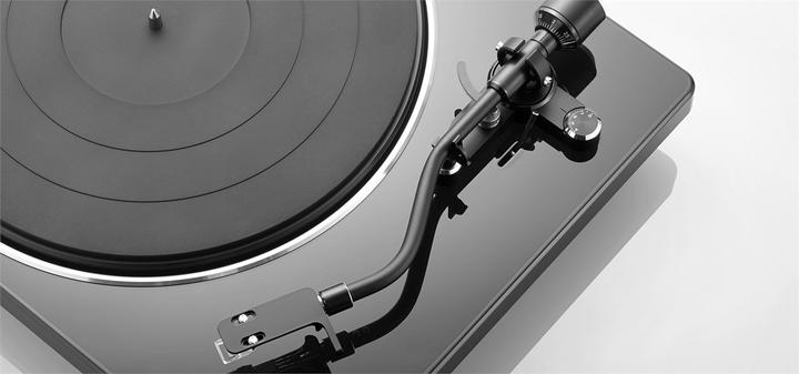 Immagine prodotto Denon DP-450USB (Semi-automatico)