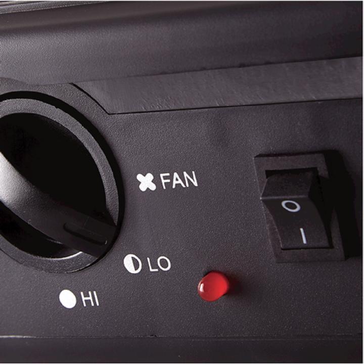 Actual product image Fellowes Footrest with temperature control (41.5 x 24.5 x 15 cm)