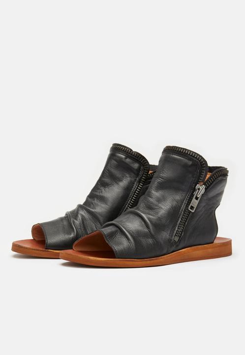 Produktbild Felmini CAROLINA D054 - Flache Sandalen aus echtem Leder mit Wascheffekt und Lederfutter. Nachhaltig produzi (41)