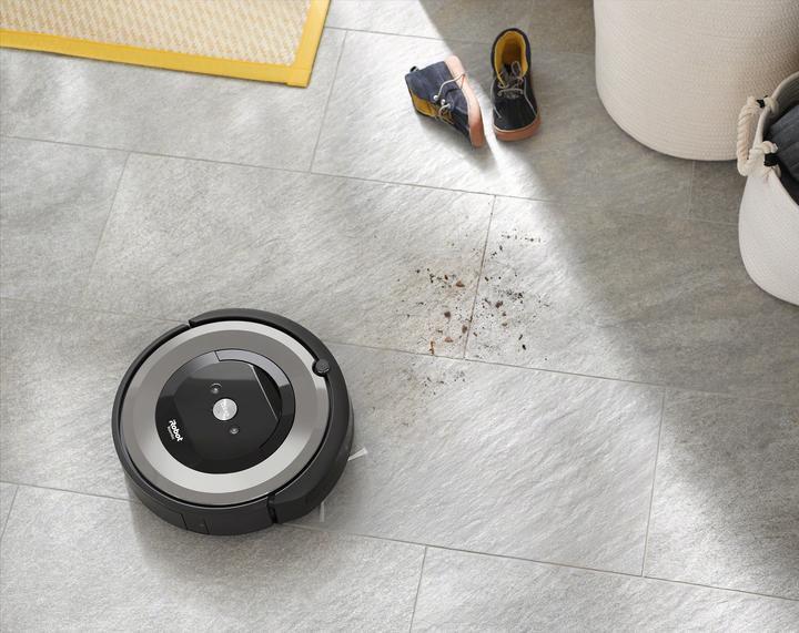 Actual product image iRobot Roomba e5 (Robot vacuum)