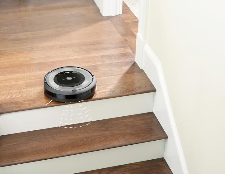 Actual product image iRobot Roomba e5 (Robot vacuum)