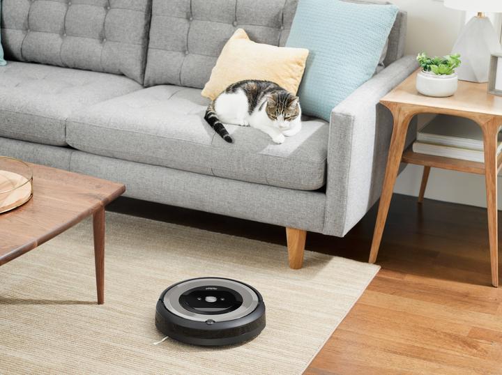 Actual product image iRobot Roomba e5 (Robot vacuum)