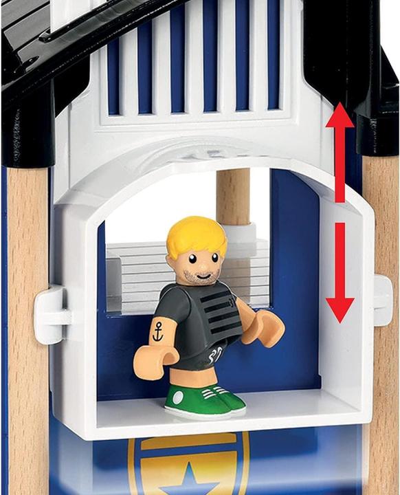 Actual product image Brio Police station with emergency vehicle