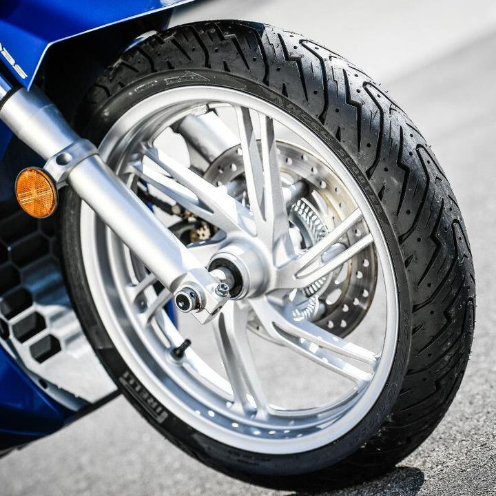 Image du produit Pirelli Trottinette d'Angel