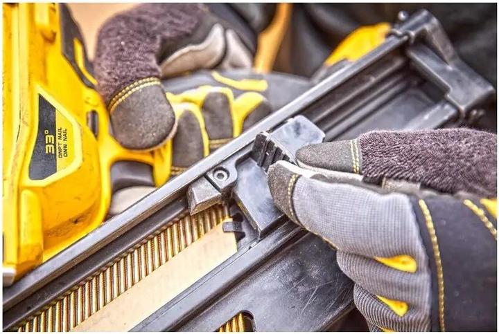 Actual product image DeWalt DCN930N