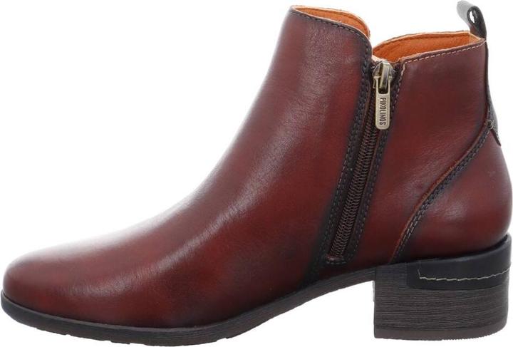 Actual product image Pikolinos Malaga (39)