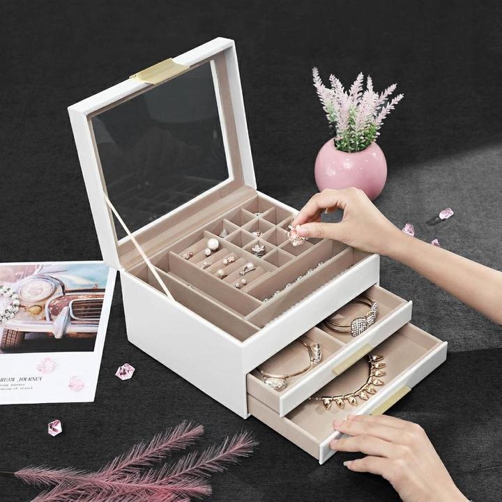 Actual product image Songmics Tessa