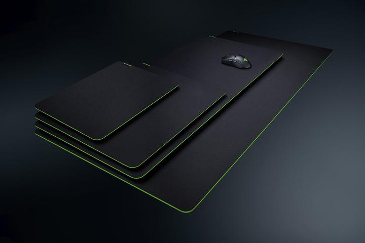 Actual product image Razer Gigantus V2 XXL gaming mouse pad (black) (XXL)