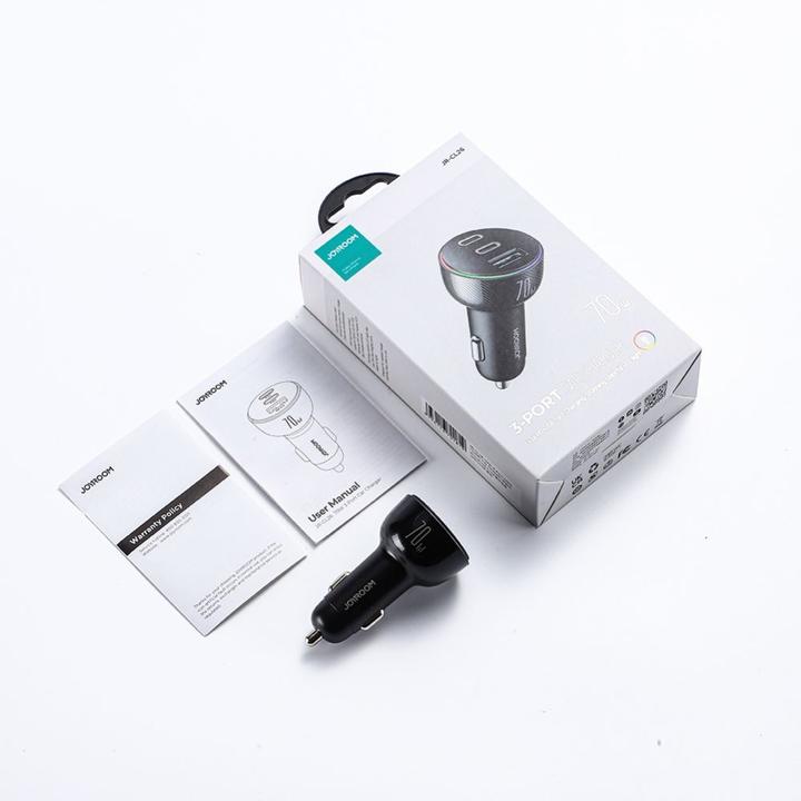 Image du produit Joyroom Chargeur de voiture PD multicolore avec USB-A+ 2 x USB-C 70W - Noir