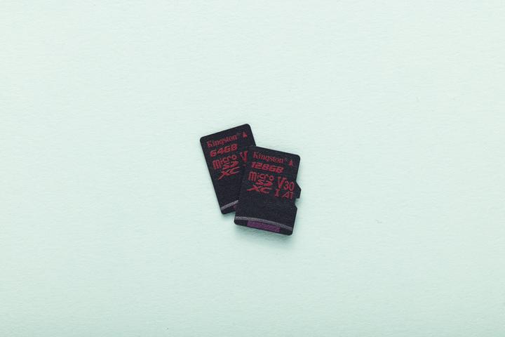 Produktbild Kingston Canvas React microSDXC (128 GB, microSDXC, U3, UHS-I)
