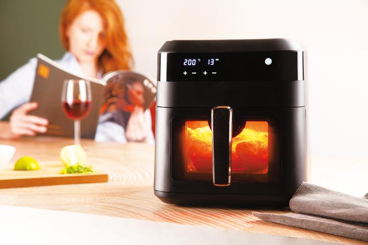 Actual product image BerlingerHaus BH9446 Air fryer, 6,3L, visible window Black Rose CollectionMona