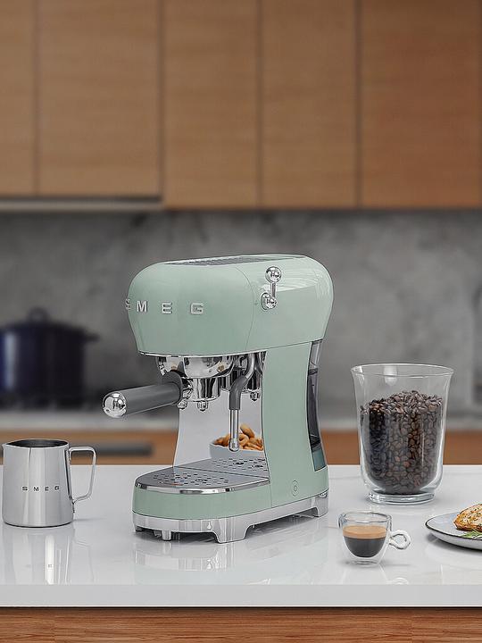 Immagine prodotto Smeg ECF02PGEU Macchina per espresso/caffè con portafiltro Verde pastello (Spina UE)