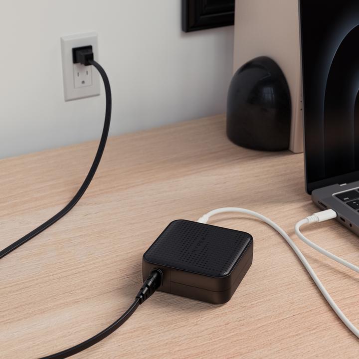 Actual product image Targus HyperJuice USB-C Charger (100 W)