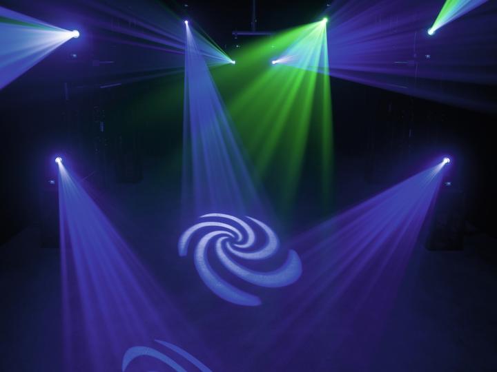 Produktbild Eurolite LED TMH-S90 Moving-Head Spot (Moving Bar)