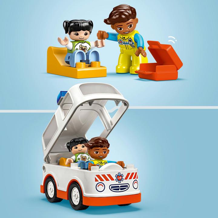 Produktbild LEGO Rettungswagen mit Fahrer (10447)