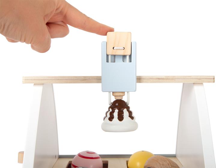 Actual product image small foot Ice cream counter fresh