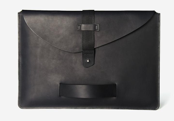 Le Feuillet La Pochette à main Sangle