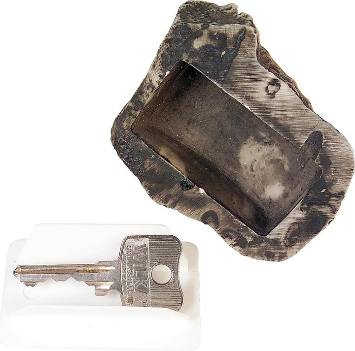 Actual product image Lunartec Secret hiding place