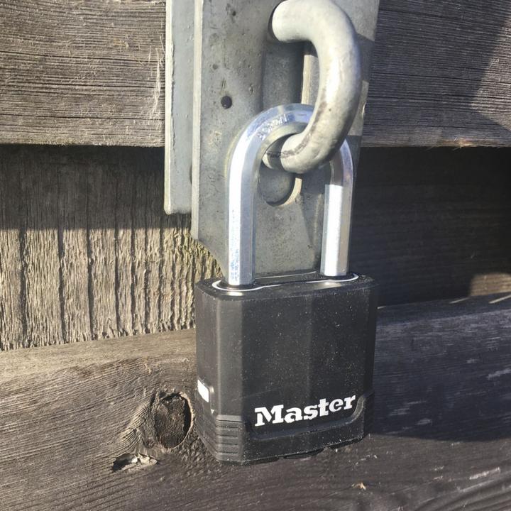 Image du produit Master Lock Cadenas en caoutchouc MasterLock EXCELL 48 mm - BOR