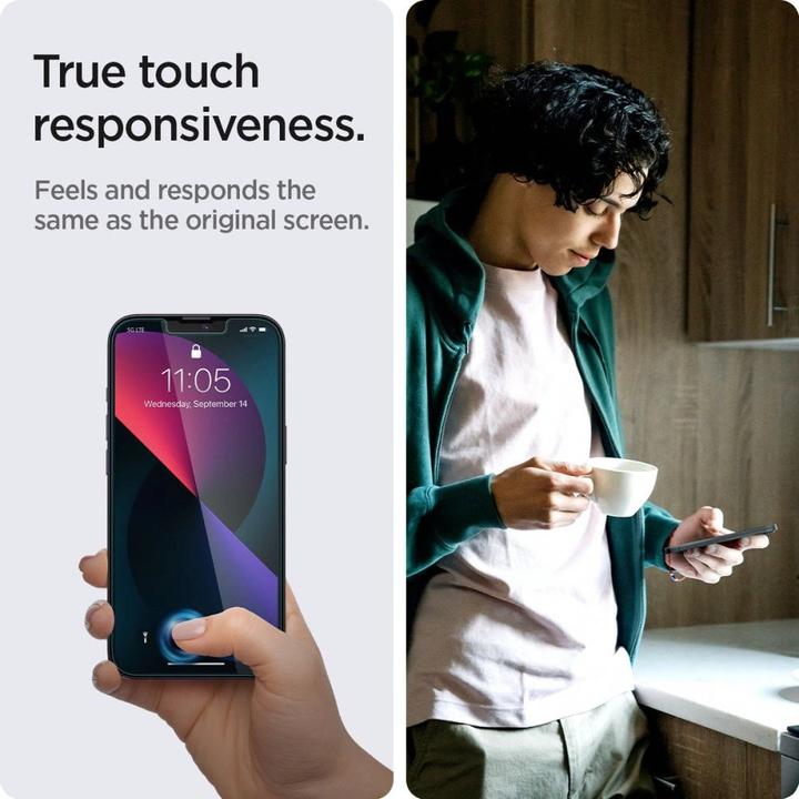 Produktbild Spigen Glas.tR EZ Fit (2 Stück, Apple iPhone 13, Apple iPhone 13 Pro)