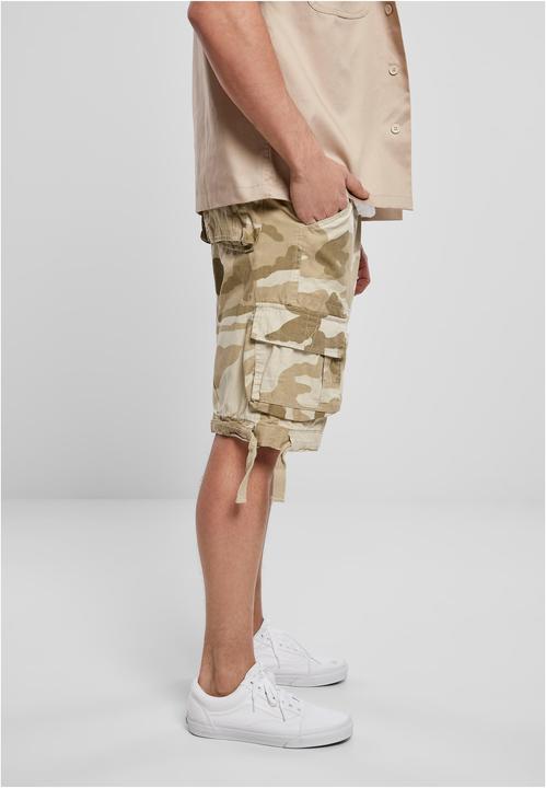 Produktbild Brandit Urban Legend Cargo Shorts (M, L)