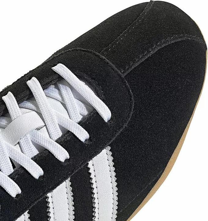Image du produit adidas Tokyo (42 2/3)