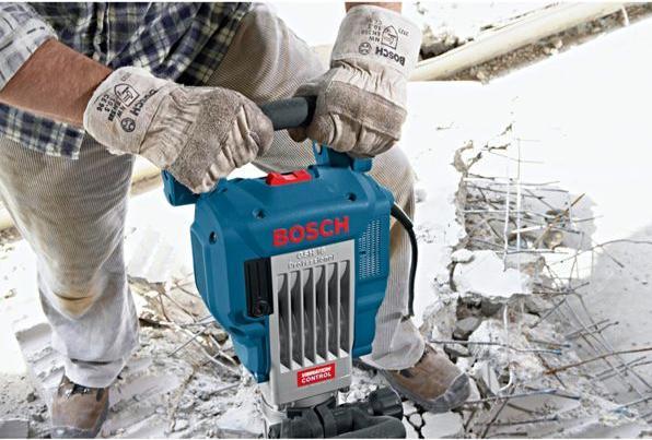 Actual product image Bosch Professional GSH 16-28 demolition hammer with accessories and trolley (Electrical connection)