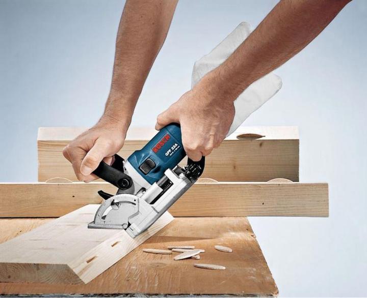 Actual product image Bosch Professional Universal router GFF 22 A, with L-BOXX with accessory set
