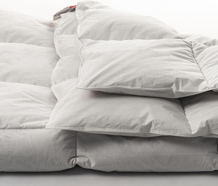 Produktbild Duvetsuisse Medium Goose Standard (880 g, 240 x 210 cm)