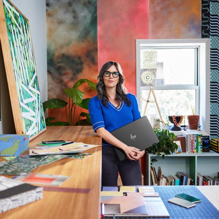 Immagine prodotto HP Spectre x360 2in1 Laptop 16-aa0799nz, Intel Core Ultra 7 155H SSD, 16 pollici, RTX4050 6 (16", Intel Core Ultra 7 155H, 32 GB, 2000 GB, CH)