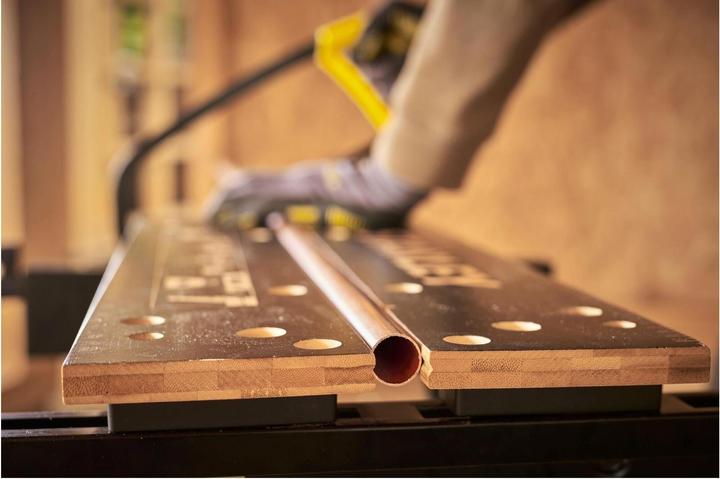 Produktbild Stanley Workmate mit Bambus-Arbeitsplatte und dualer Arbeitshöhe, belastbar bis 250kg (50.50 cm, 54 cm)